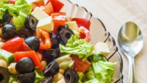 Cómo la dieta mediterránea puede ser más efectiva que las estatinas para los enfermos del corazón